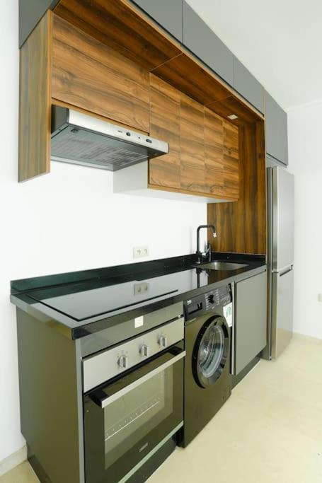 Serenity Apartment *