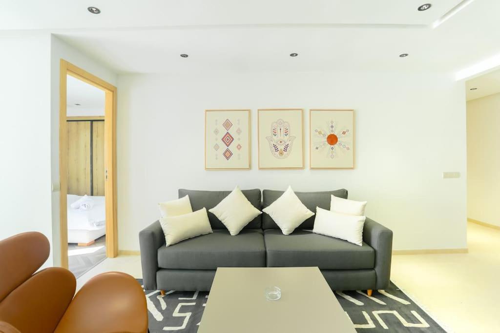 Serenity Apartment *